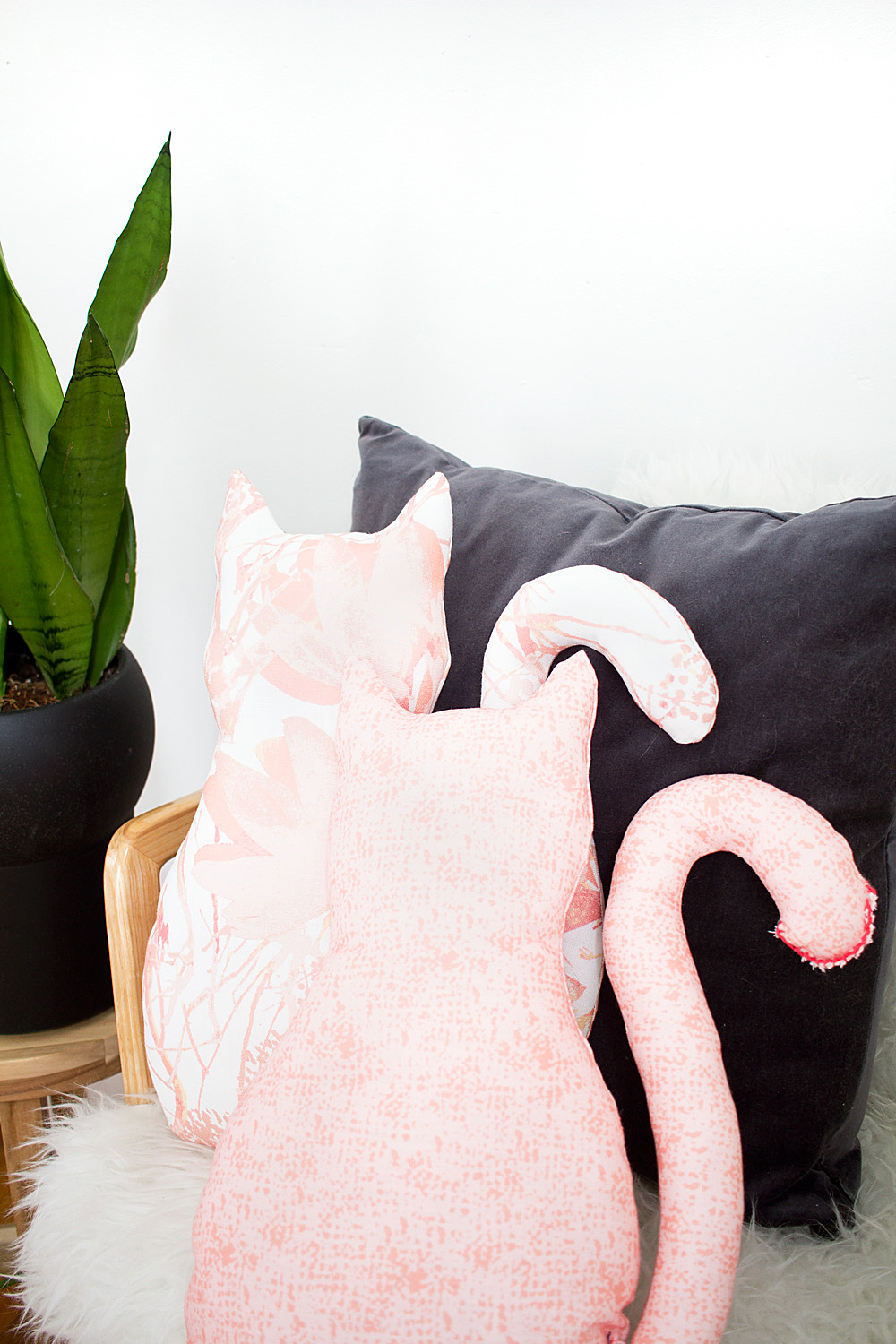 DIY No Sew Cat Pillow With Free Pattern Idle Hands Awake