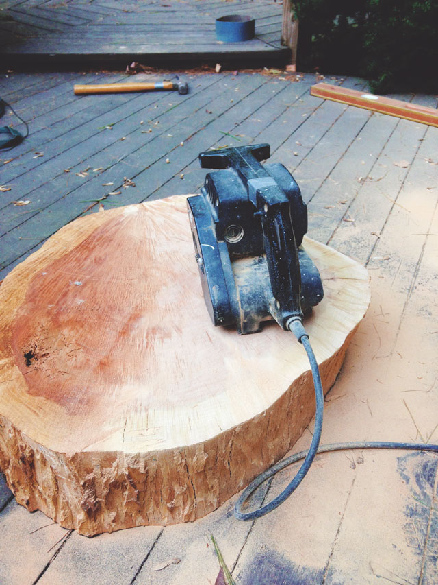 DIY Tree Slice Table || Jade and Fern