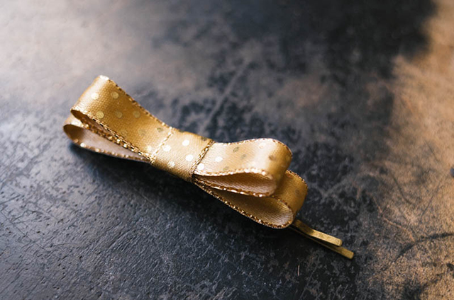 How To Make a Ribbon Bow - 3 Ways || by Kittenhood via Jade and Fern