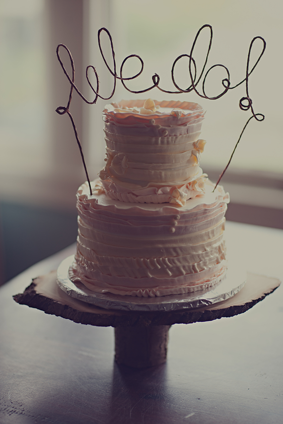 We're getting married! Cake photo by The Gemmers via Ruffled Blog