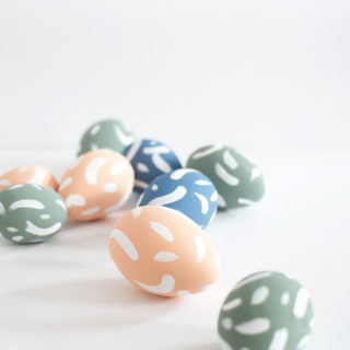 Make these DIY modern brushstroke Easter eggs in any color you like.
