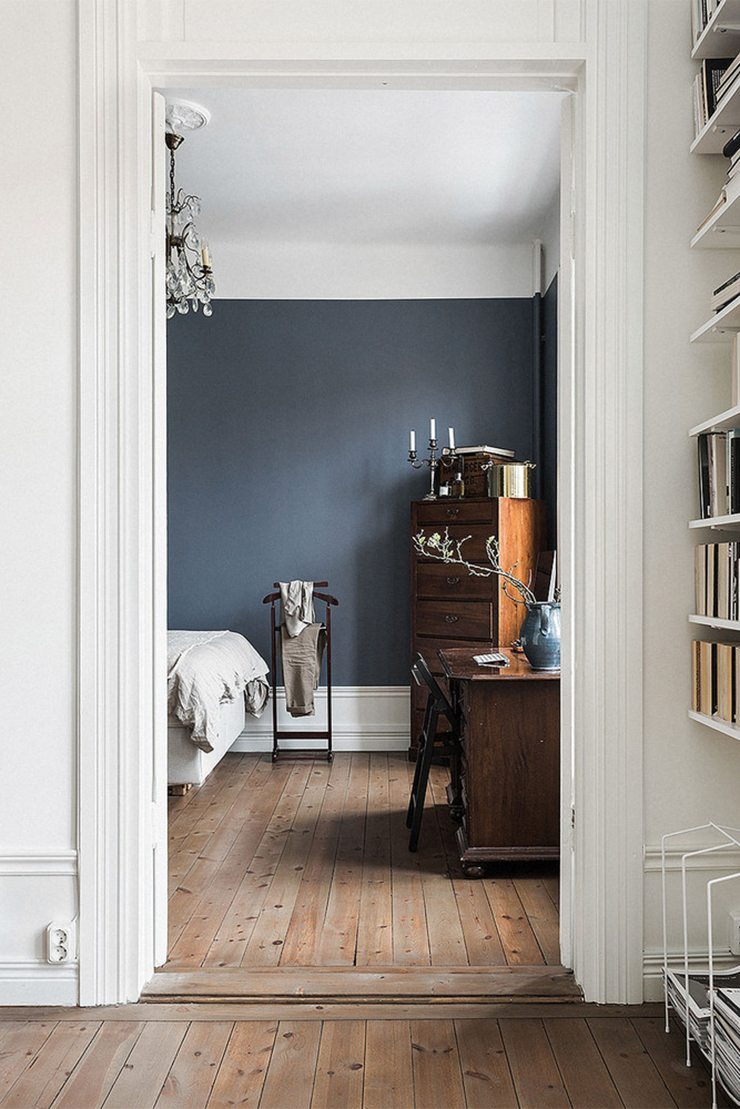 Moody Blue Bedroom Inspiration / Domino