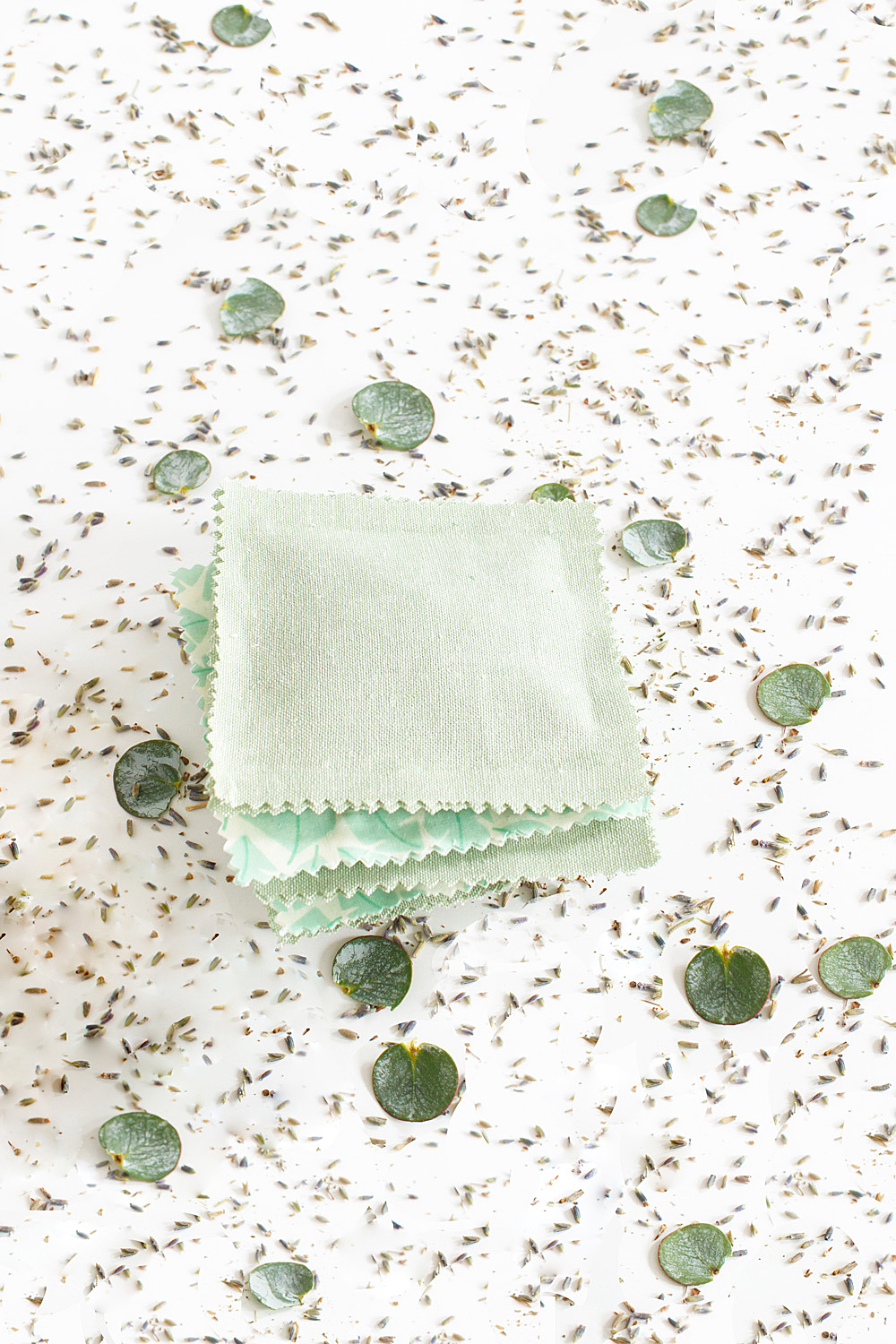 Make these DIY lavender eucalyptus sachets in just 30 minutes using fabric glue!