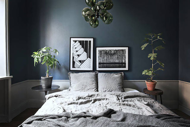 Moody Blue Bedroom Inspiration / My Scandinavian Home