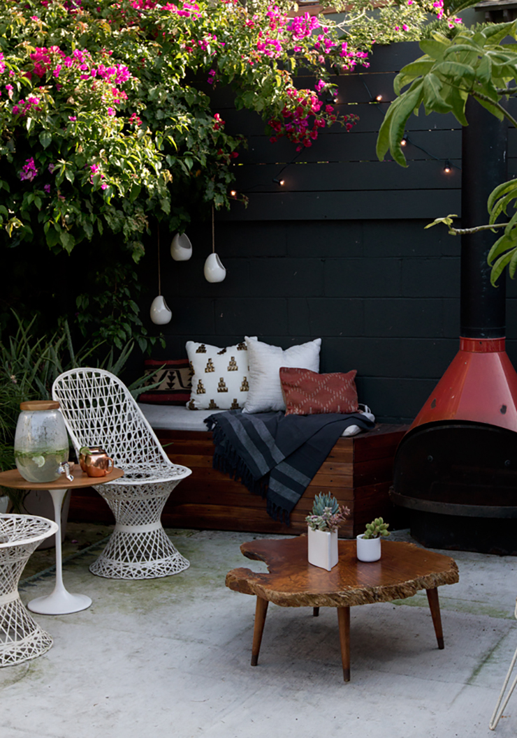 Photo by Sarah Sherman Samuel - Get inspiration for your outdoor space with these Eight Modern Urban Jungle Patios @idlehandsawake