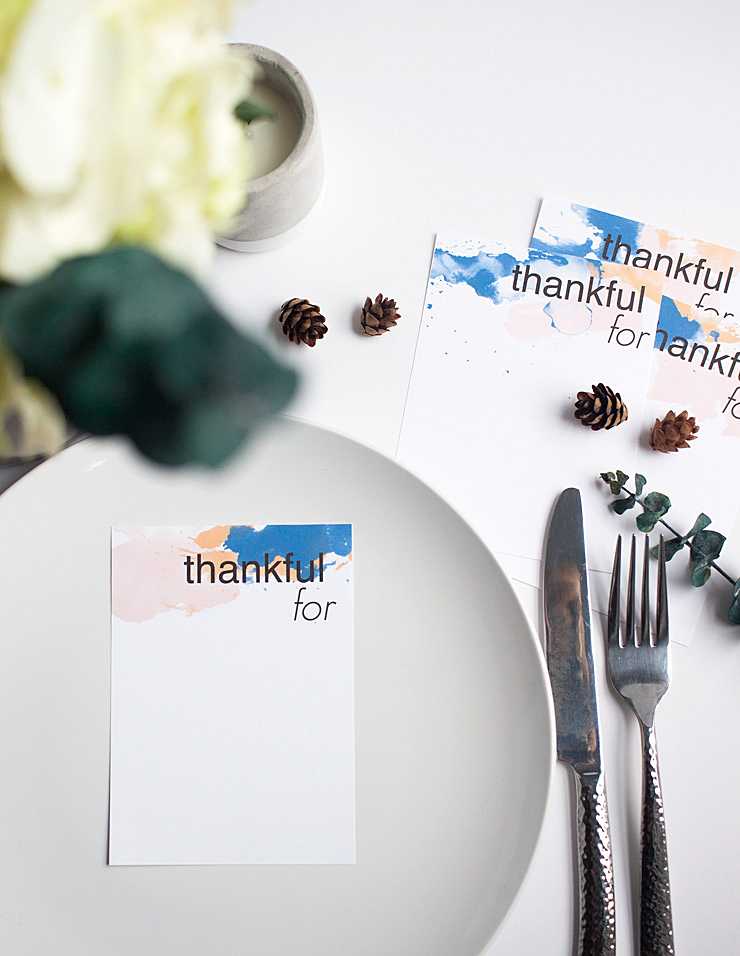 Celebrate gratitude this Thanksgiving with this free Thankful For Printable @idlehandsawake